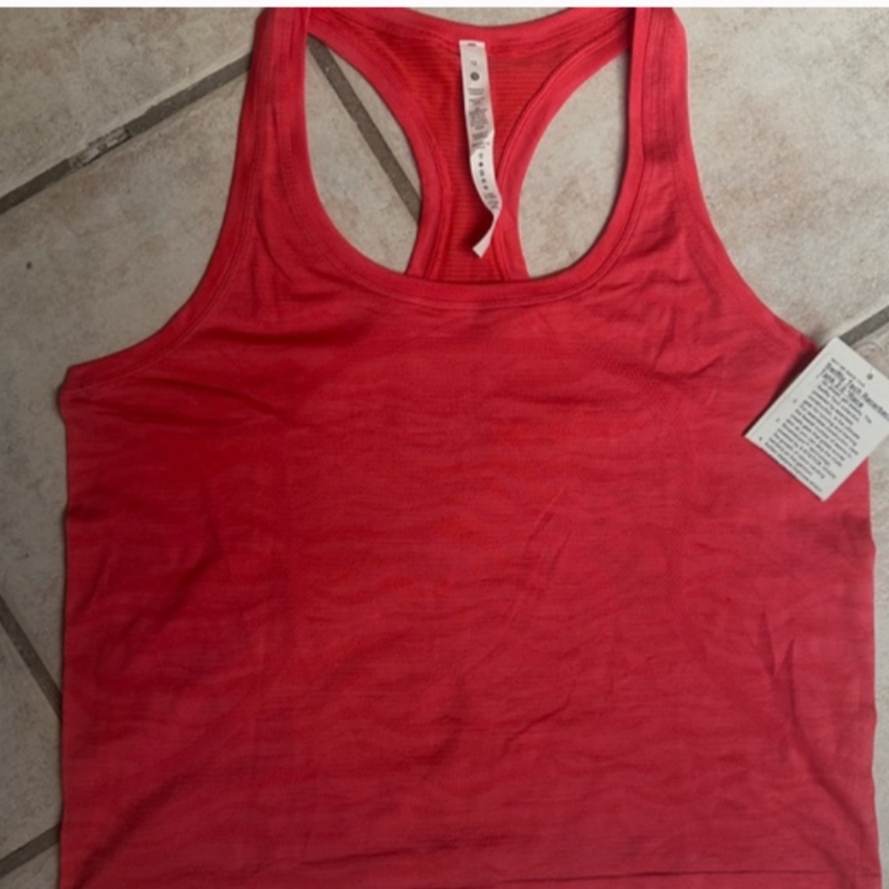 New Lululemon swiftly tank in lipgloss/hot heat